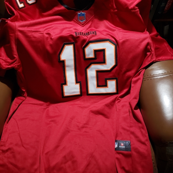 Men's Tom Brady jersey. - Picture 2 of 4